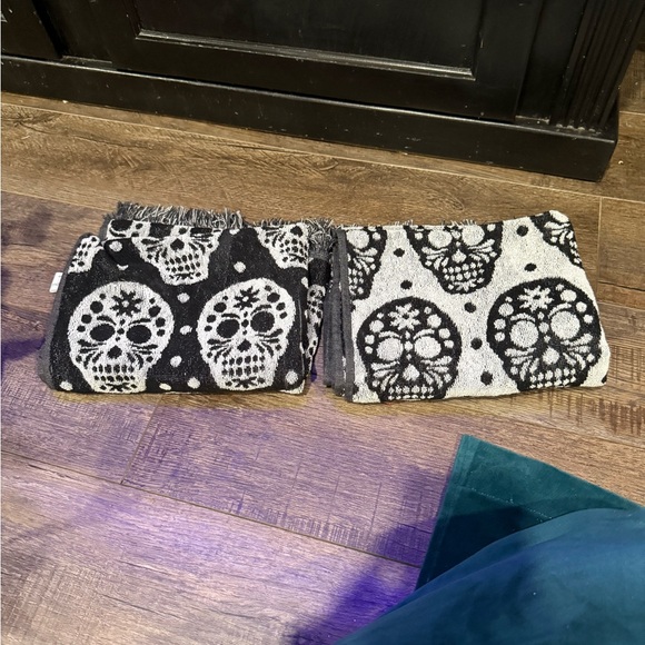 Skull Pattern Kids Bottoms - Black and White - Picture 1 of 1